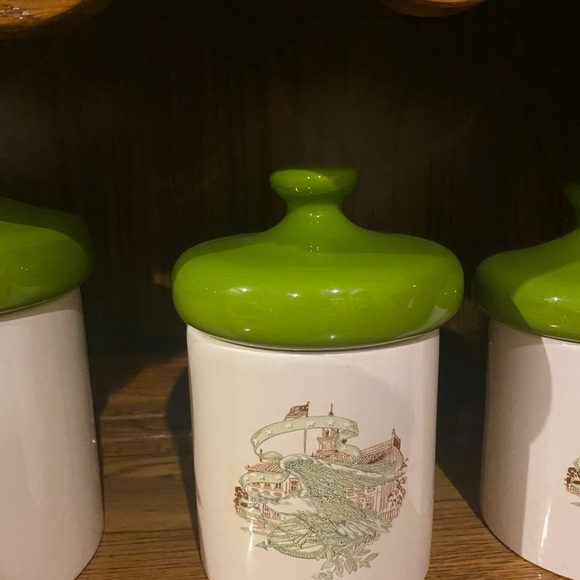Vintage Holiday Designs USA Olive Green lid. Eagle and american eagle Canisters - Picture 4 of 6